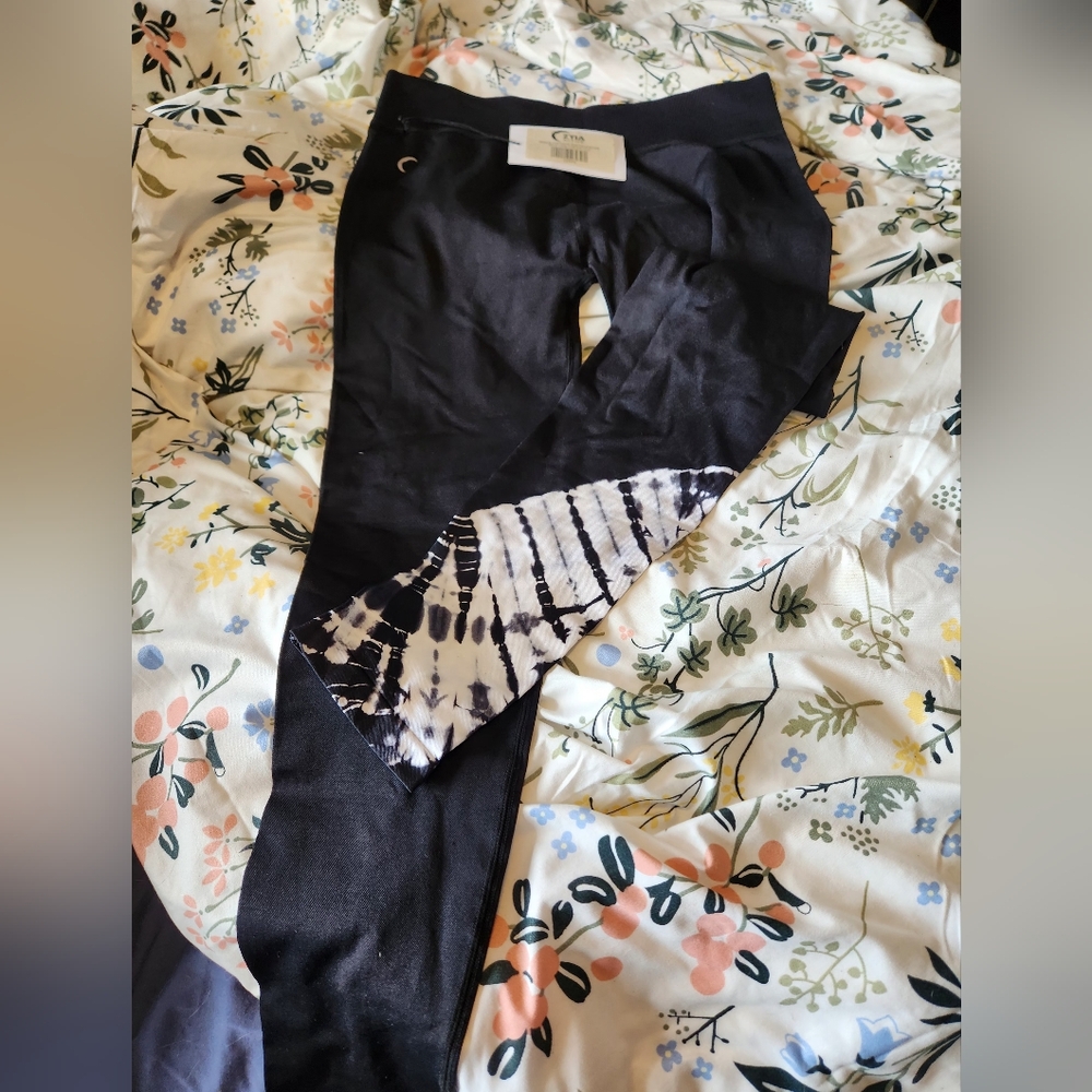 ZYIA Black and White Leggings